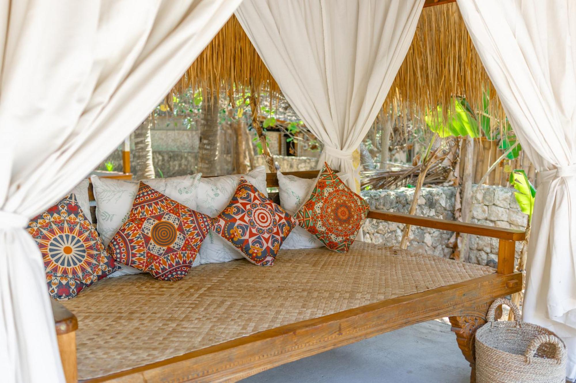 Golden Garuda Cottages Pelilit Экстерьер фото